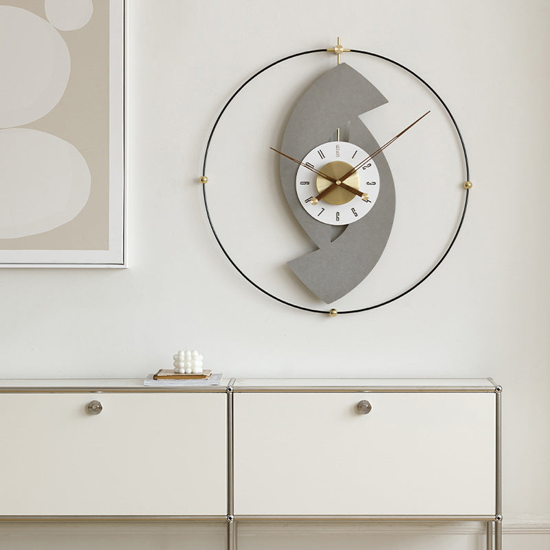 Modern Eclipse Wall Clock – Sleek Statement Timepiece for Contemporary Spaces