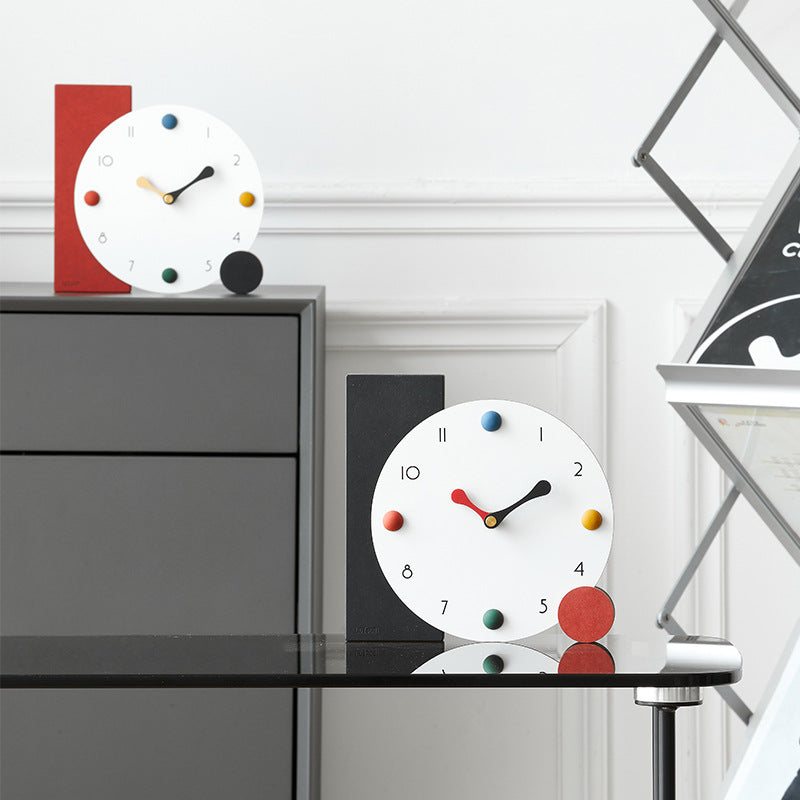 RetroPop Geometric Table Clock – Minimalist & Colorful Timepiece