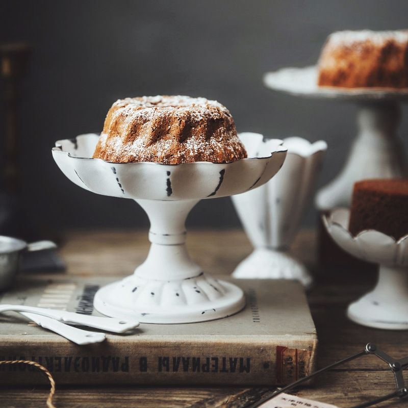 Flower Bed Serving Stand Tray in Elegant Design