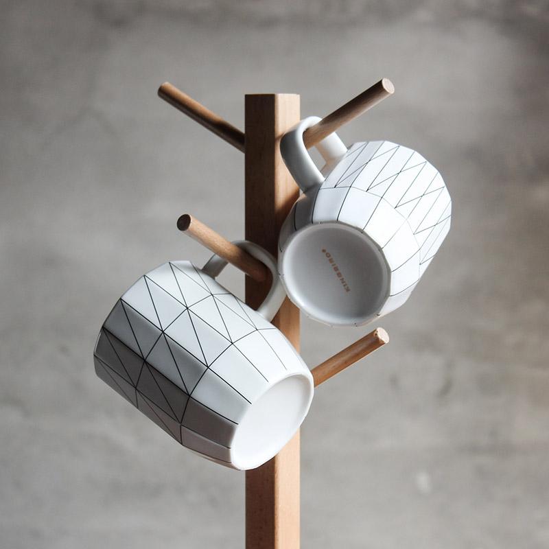 Kingbird Zigzag Stripes Mug with Black Design