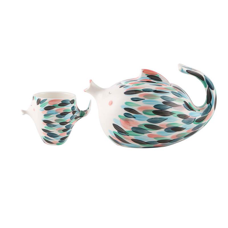 Kissy Fish Tea Set displayed