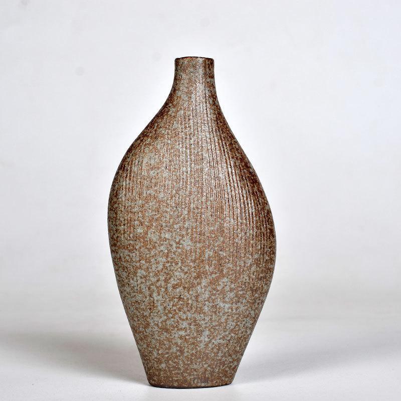 Vortex Matte Ceramic Vase - Luxus Heim