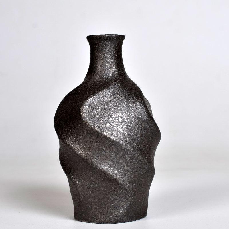 Vortex Matte Ceramic Vase - Luxus Heim