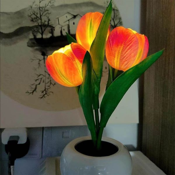 Bloom Bright LED Tulip Lamp