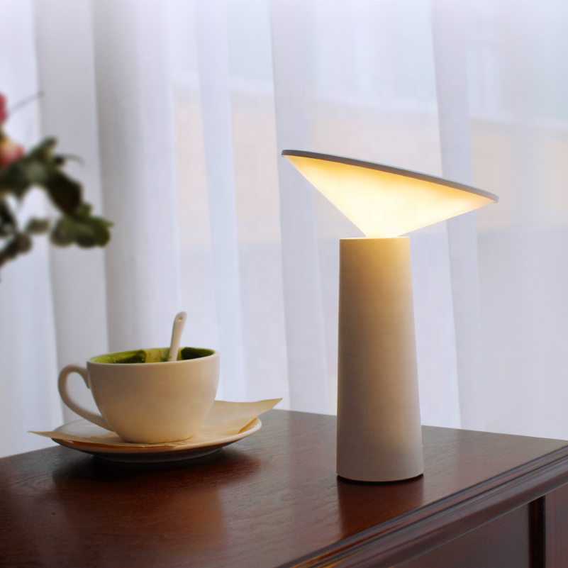 FlexiGlow LED Desk Lamp by Luxus Heim - Modern Design with Versatile Functionality