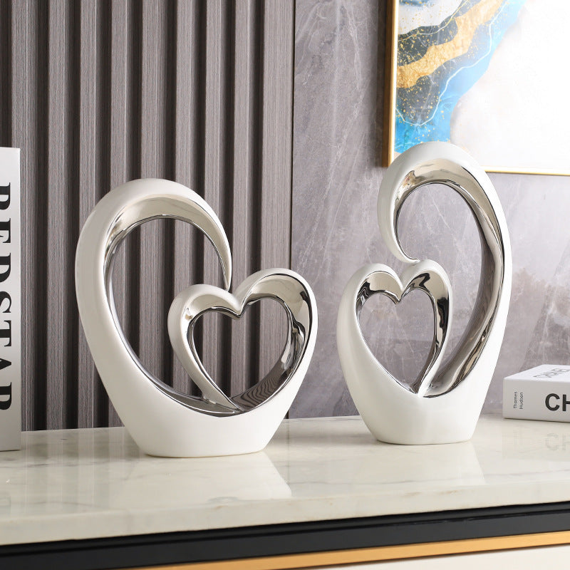 Luxury Heart-Shaped Ceramic Sculpture – Elegant Home & Wedding Décor Gift