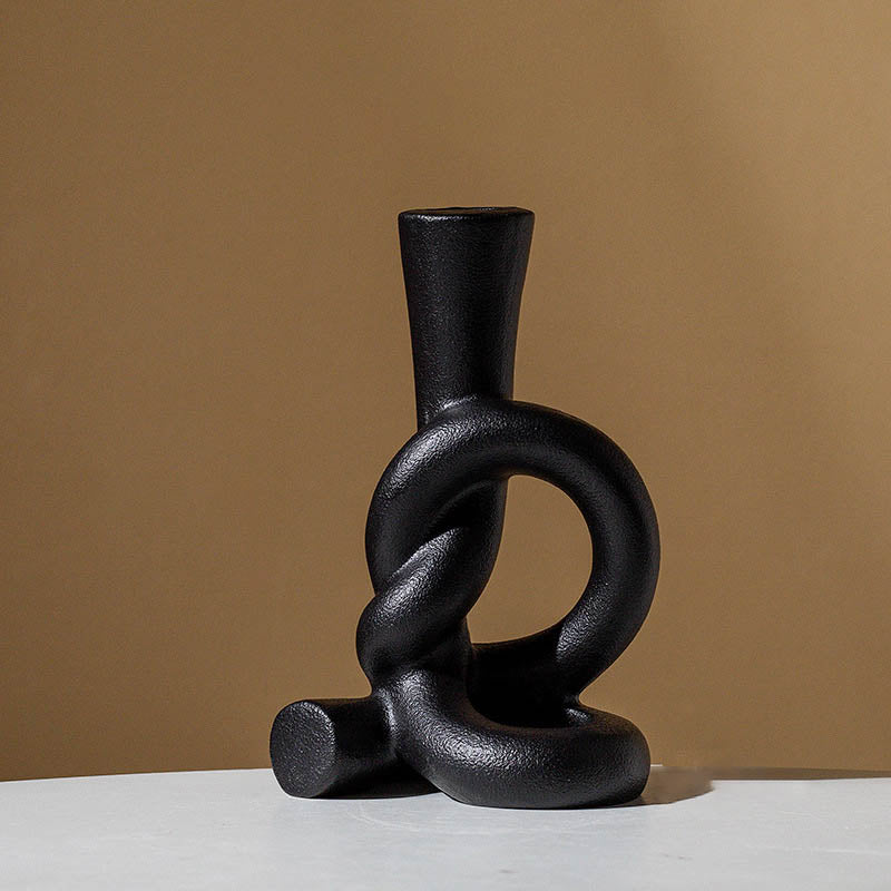 Modern Sculptural Knot Candle Holder – Minimalist Ceramic Decor