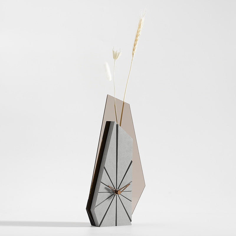 Modern Prism Vase Clock – Geometric Decor with Sleek Design