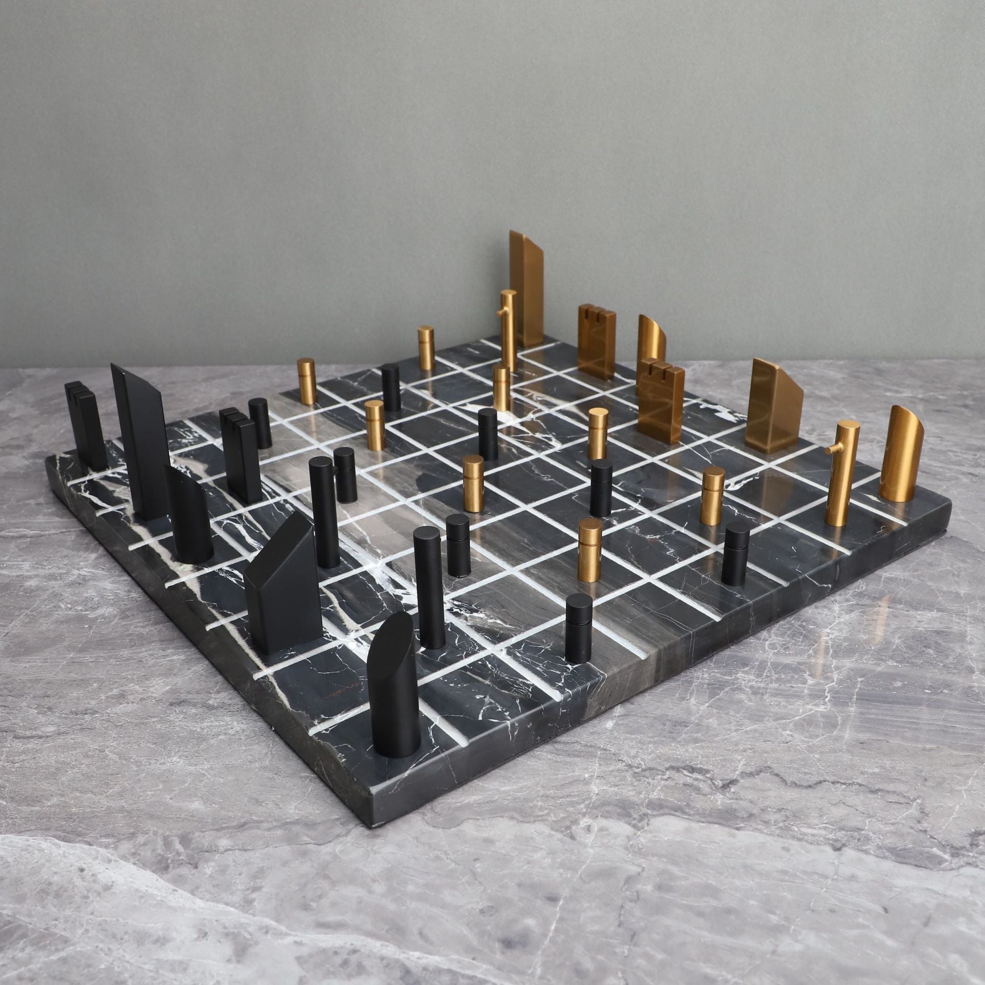 Metropolitan Chess Set – Modern Elegance for Game and Decor