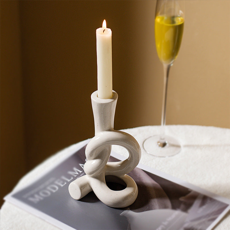 Modern Sculptural Knot Candle Holder – Minimalist Ceramic Decor