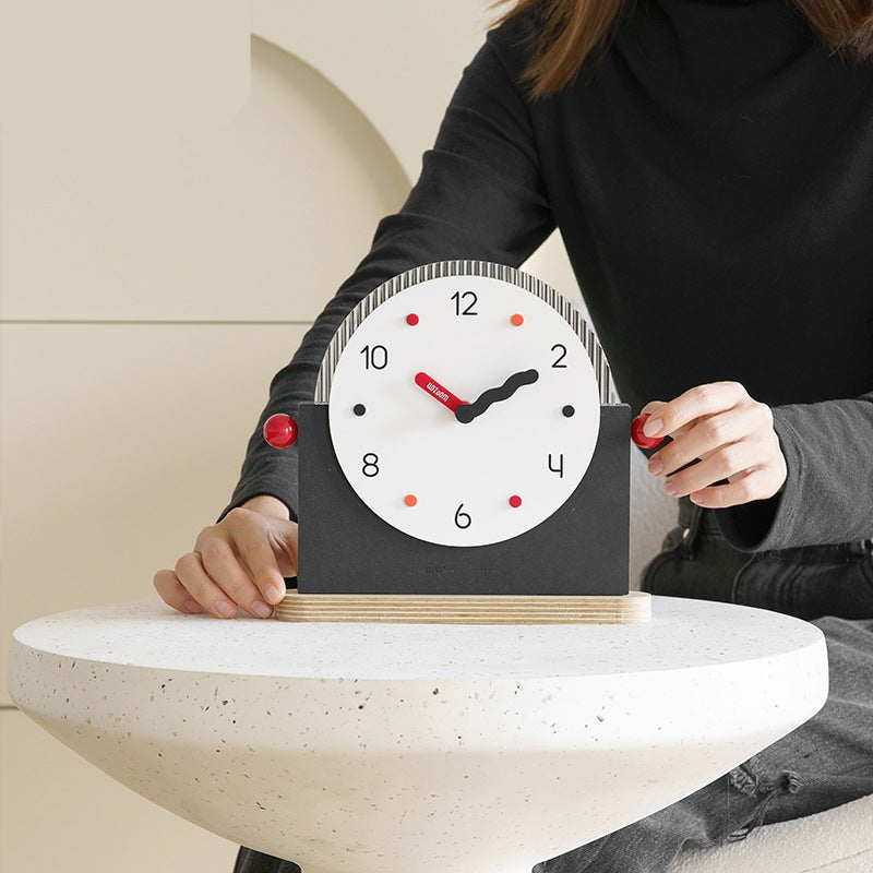 CheerTime Modern Table Clock - Playful & Bold Design