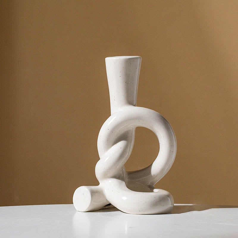 Modern Sculptural Knot Candle Holder – Minimalist Ceramic Decor