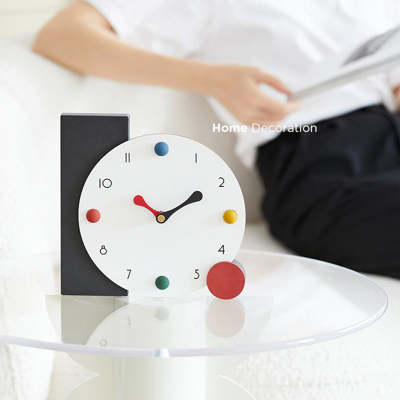 RetroPop Geometric Table Clock – Minimalist & Colorful Timepiece