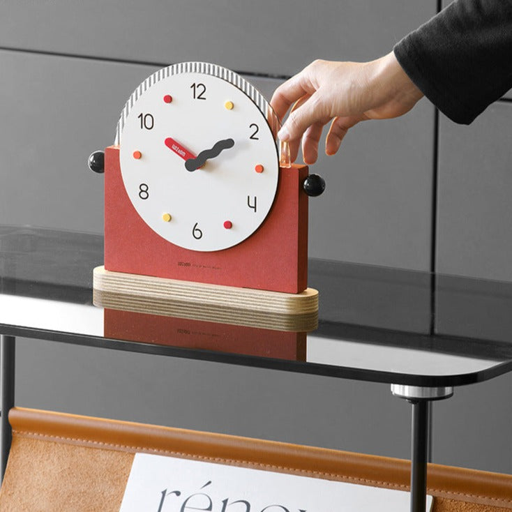 CheerTime Modern Table Clock - Playful & Bold Design