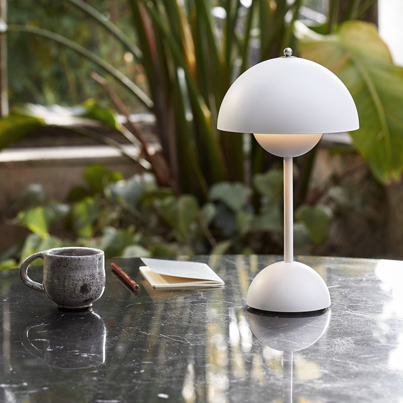 AuraGlow Versatile Lamp by Luxus Heim - Wireless and Vivid Colors for Any Setting