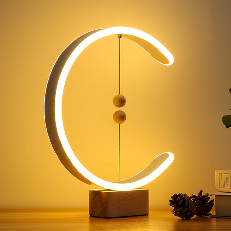 Unique Magnetic Heng Balance Lamp For Desk - Luxus Heim