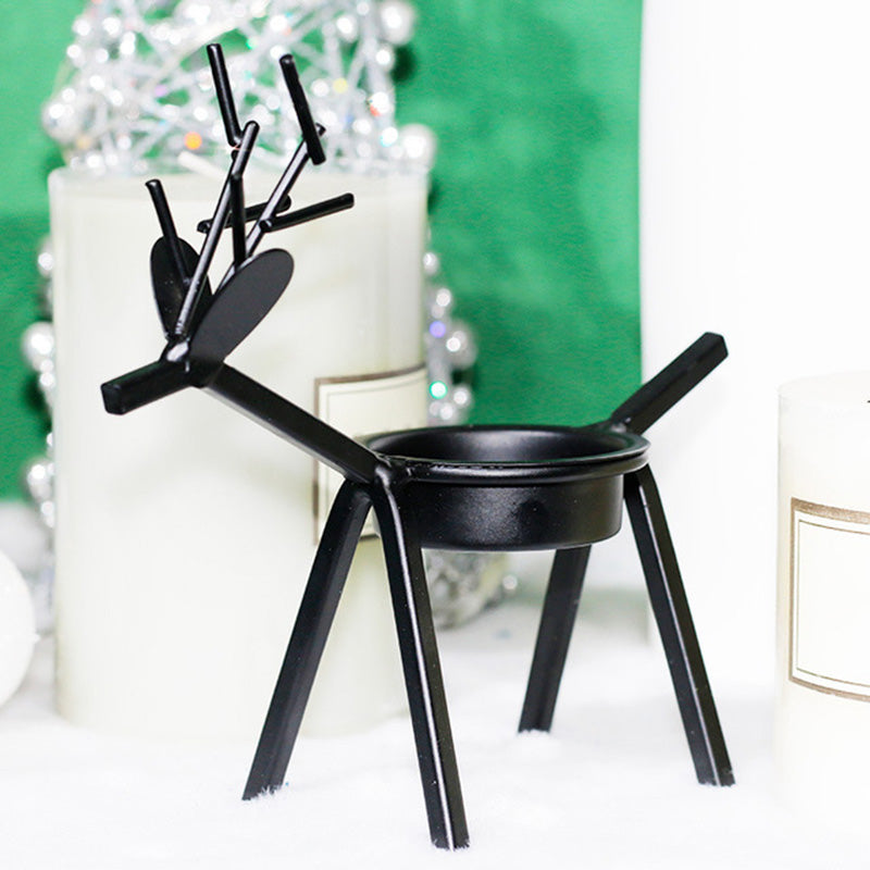 Elk Candle Holder Crafted from Cast Iron - Luxus Heim