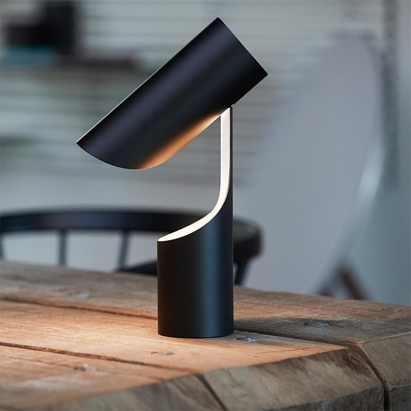 Kulindo Table Lamp with sleek minimalist design and modern LED lighting on LuxusHeim.