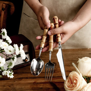 Natural Bamboo Cutlery Set: Luxury Bamboo Silverware Set by Luxus Heim
