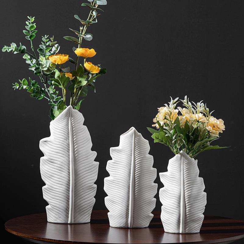 Banana Leaf Vase - Vases - Luxus Heim