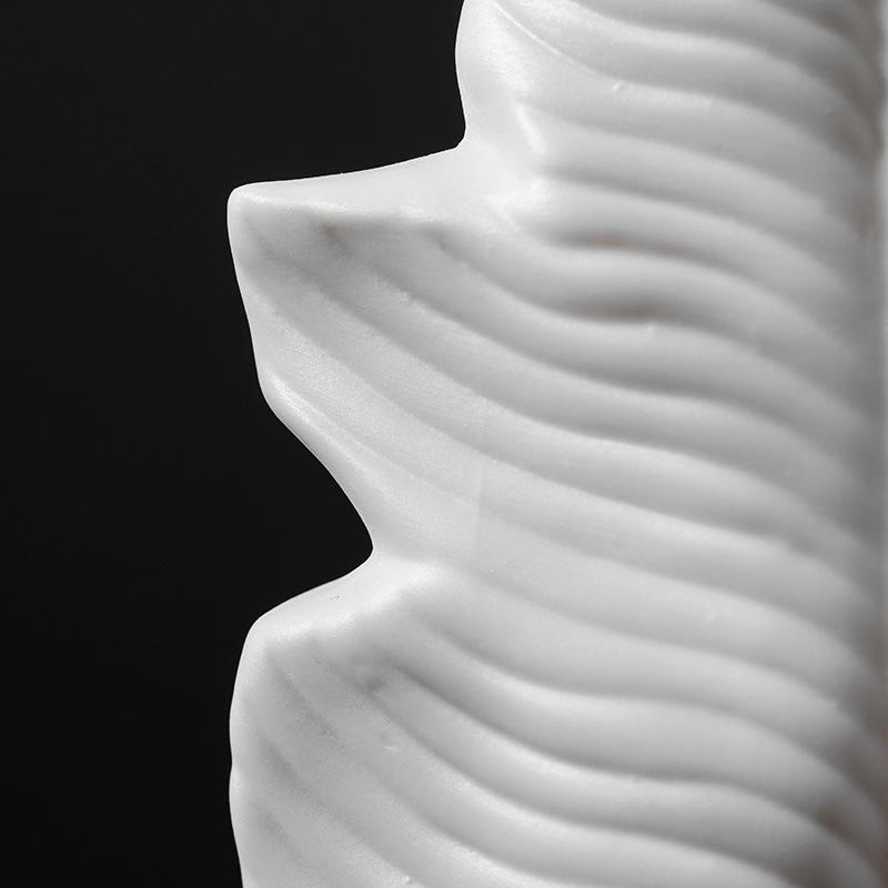 Banana Leaf White Ceramic Vases with Elegant Finish - Luxus Heim