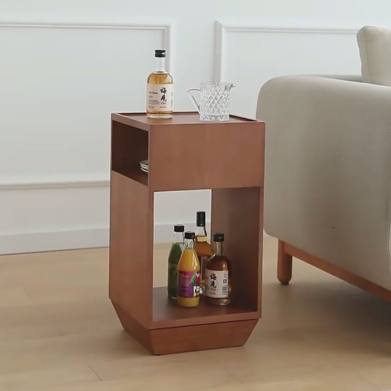 The Rotating End Table