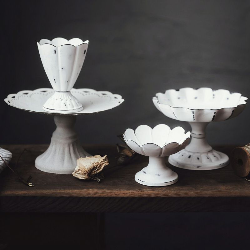 Flower Bed Serving Stand Tray in Elegant Design