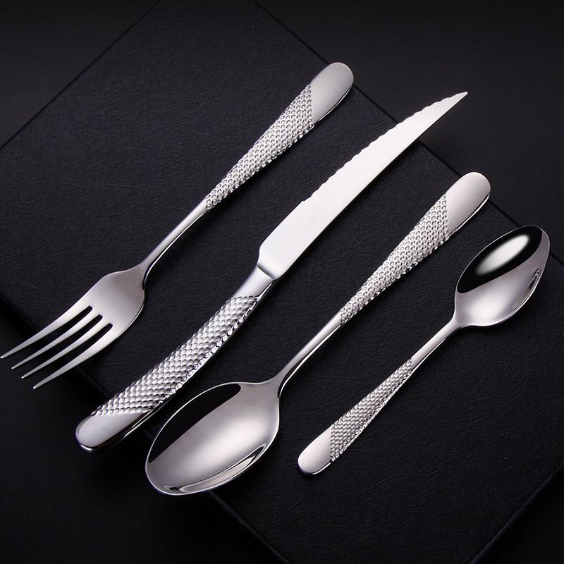 Drillan Elite Cutlery Set with Textured Dots