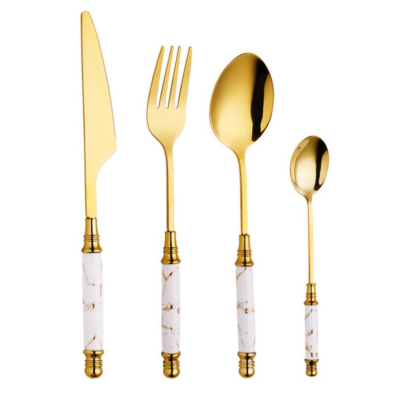 https://luxusheim.com/cdn/shop/products/emerald-cutlery-set-886403_1200x.jpg?v=1636251125