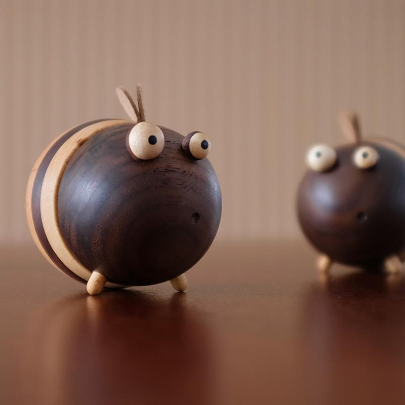 Little Bee Toothpick Holder in Beech and Black Walnut Wood