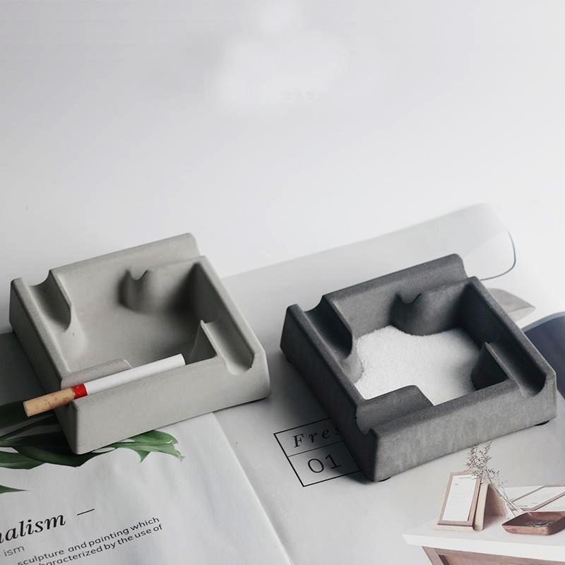 Snowfield Sand Ashtray Made from Concrete with White Sandbag - Luxus Heim